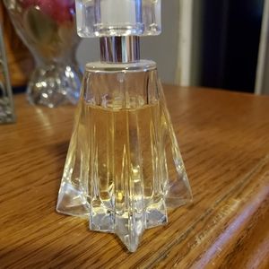 Shania Twain's Starlight eau de toilette spray